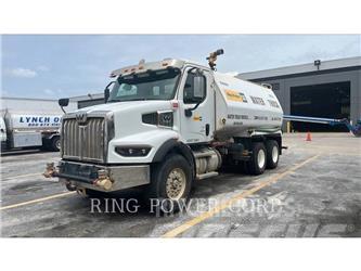 United WT5000 Tanker trucks