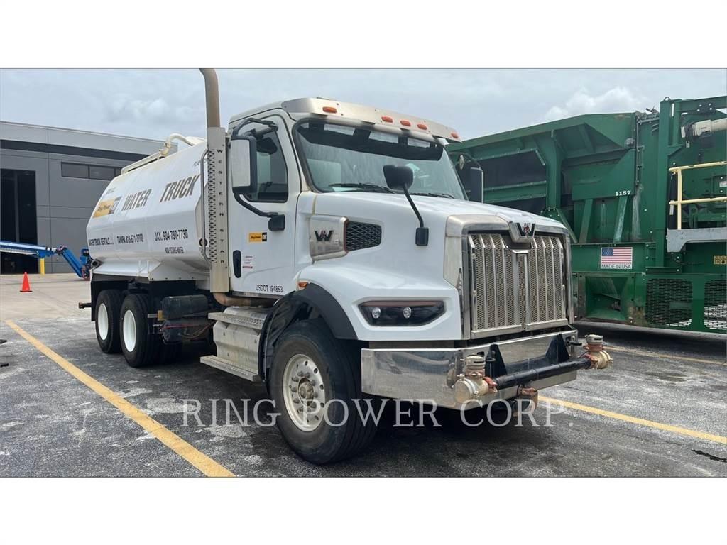 United WT5000 Tanker trucks