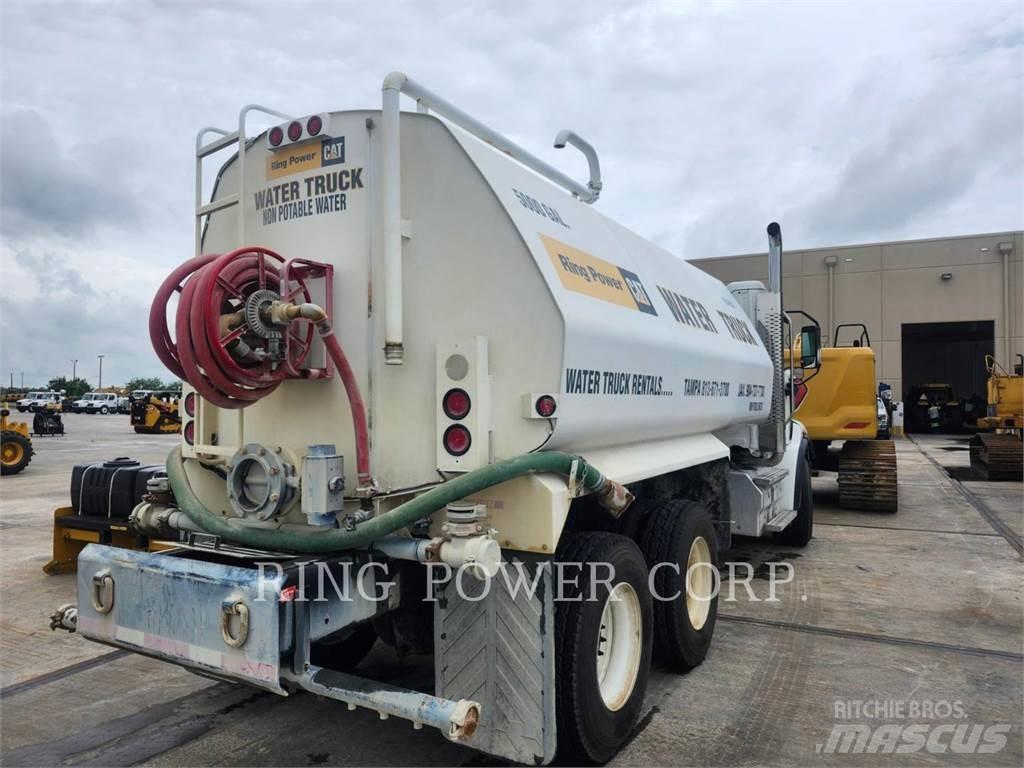 United WT5000 Tanker trucks