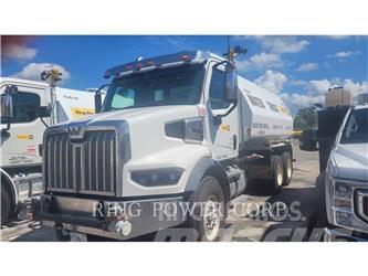 United WT5000 Tanker trucks
