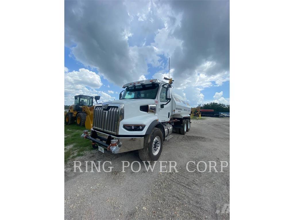 United WT5000 Tanker trucks