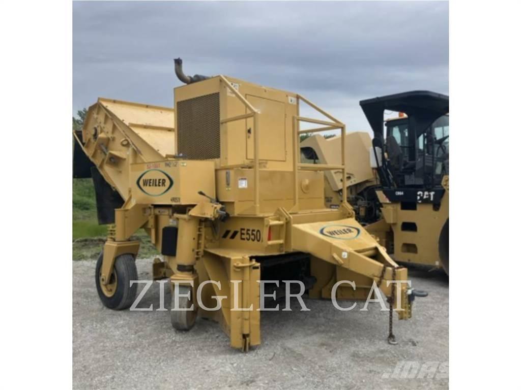 Weiler E550A Material transport vehicles