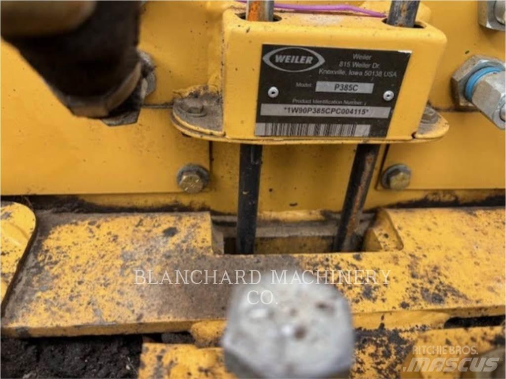 Weiler P385C Asphalt pavers