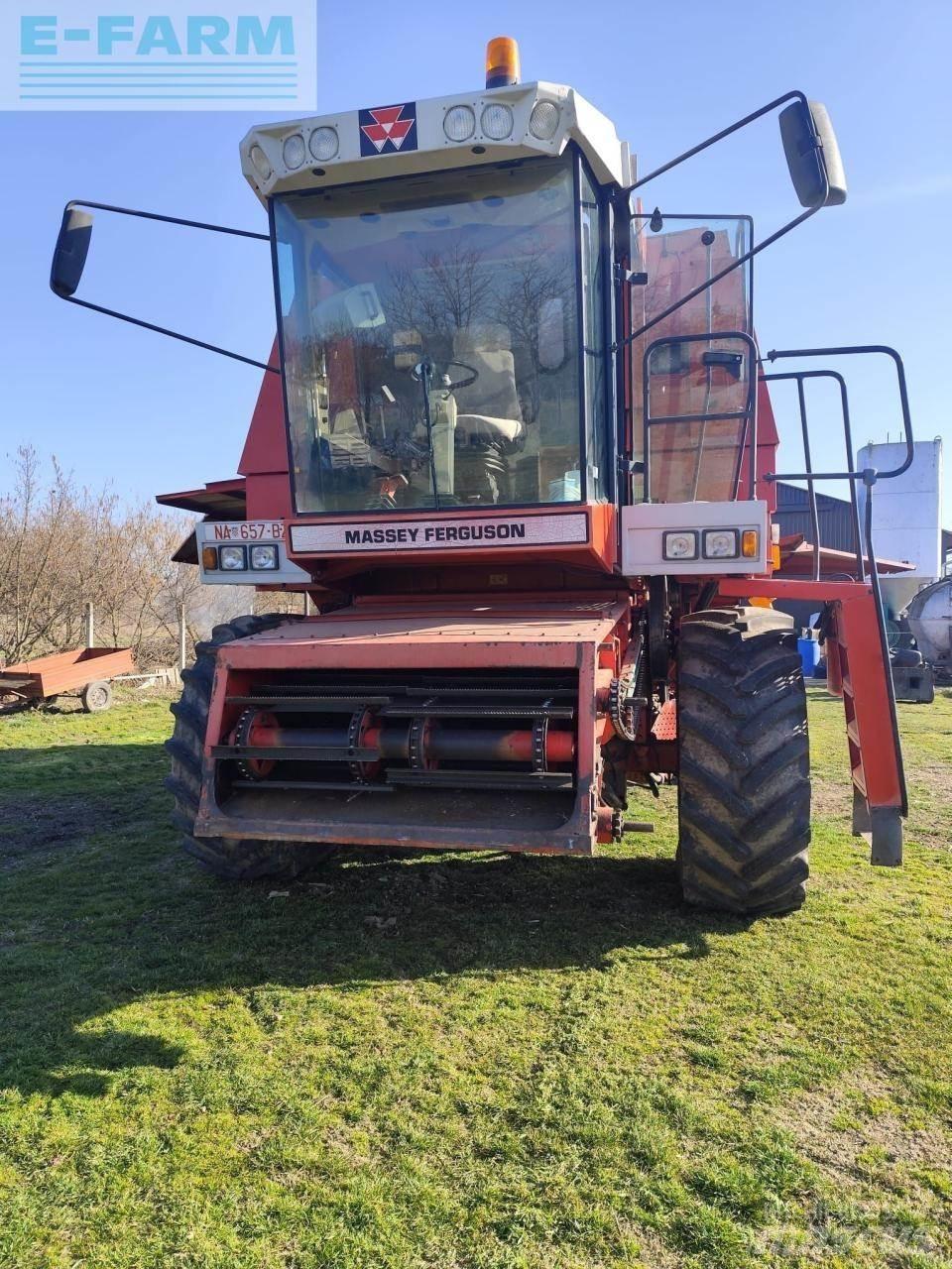 Massey Ferguson 38 Combine harvesters