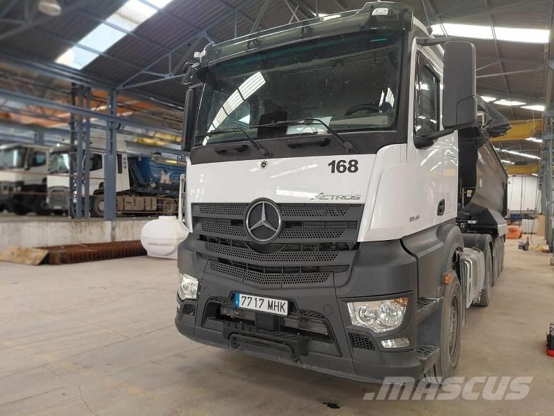 Mercedes-Benz 1845 Prime Movers