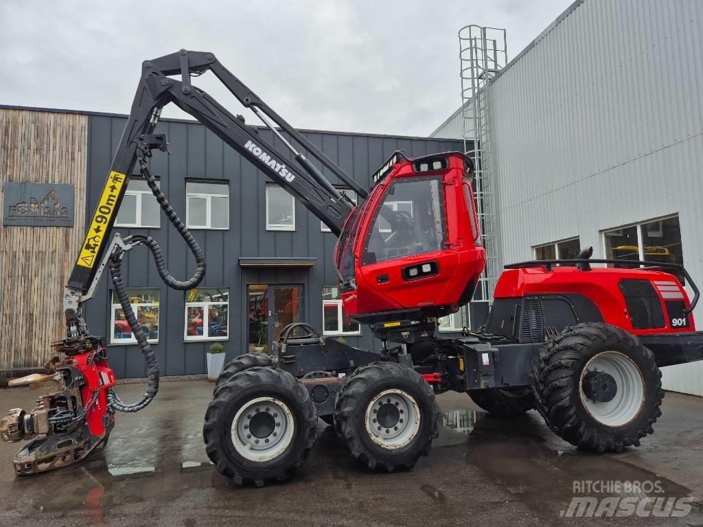 Komatsu 901 Harvesters