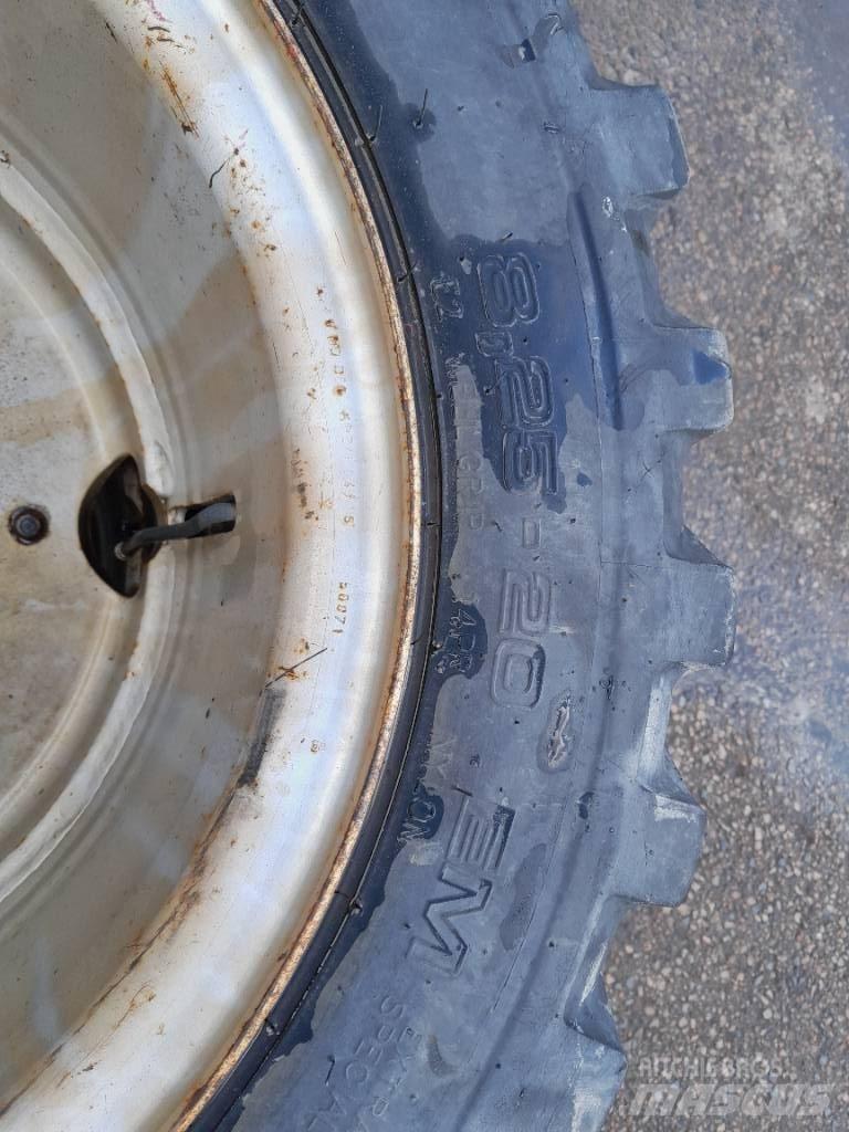 Mitas 8,25-20 Hjul Tyres, wheels and rims