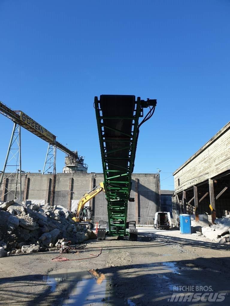 McCloskey ST80 Conveyors