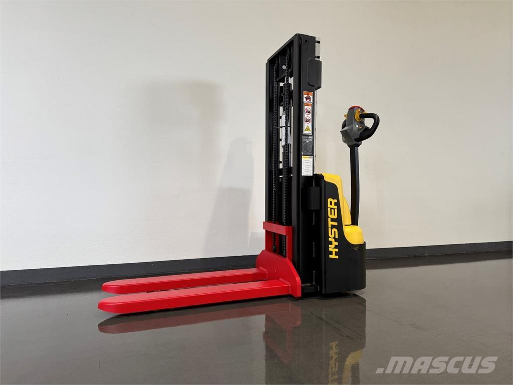 Hyster SC1.2 Self propelled stackers