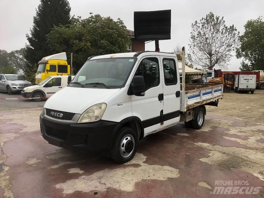 Iveco Daily 35-110 Box trucks