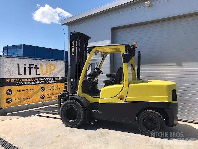 Hyster 5.5 FT Diesel trucks