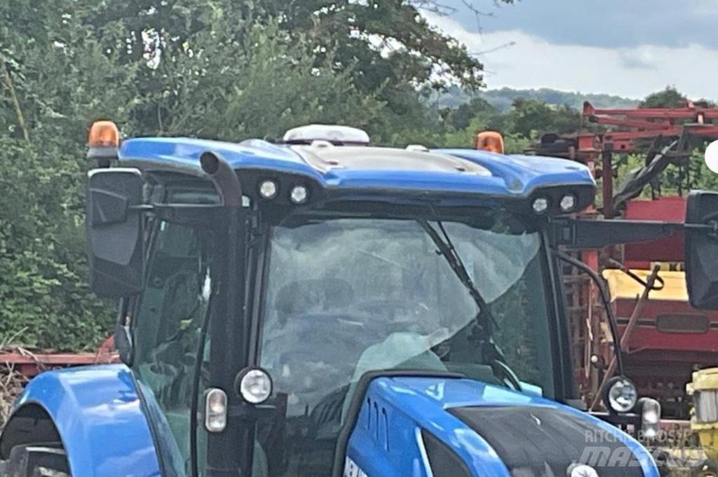 New Holland T 7.210 Tractors