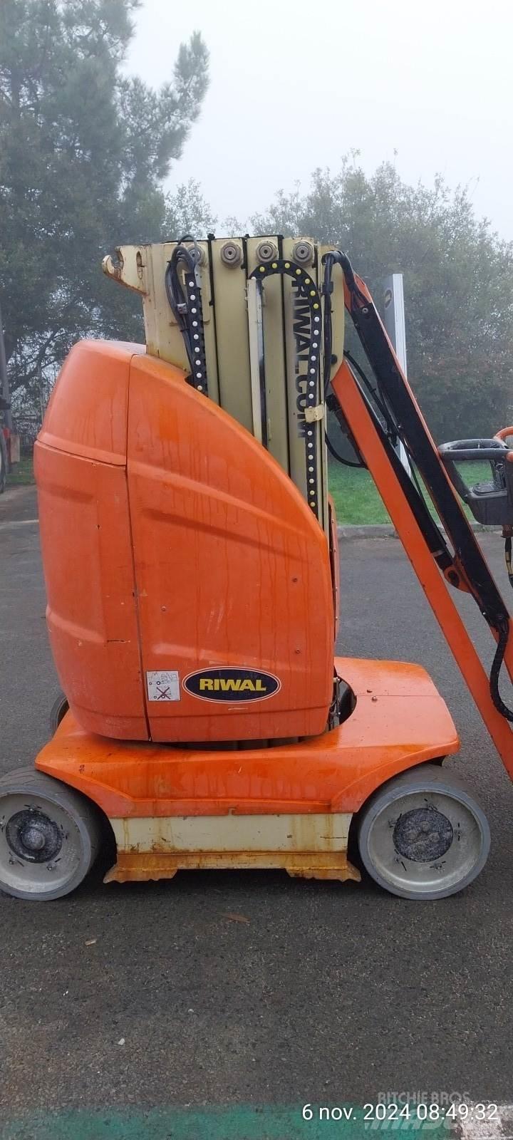 JLG T10E Other lifts and platforms