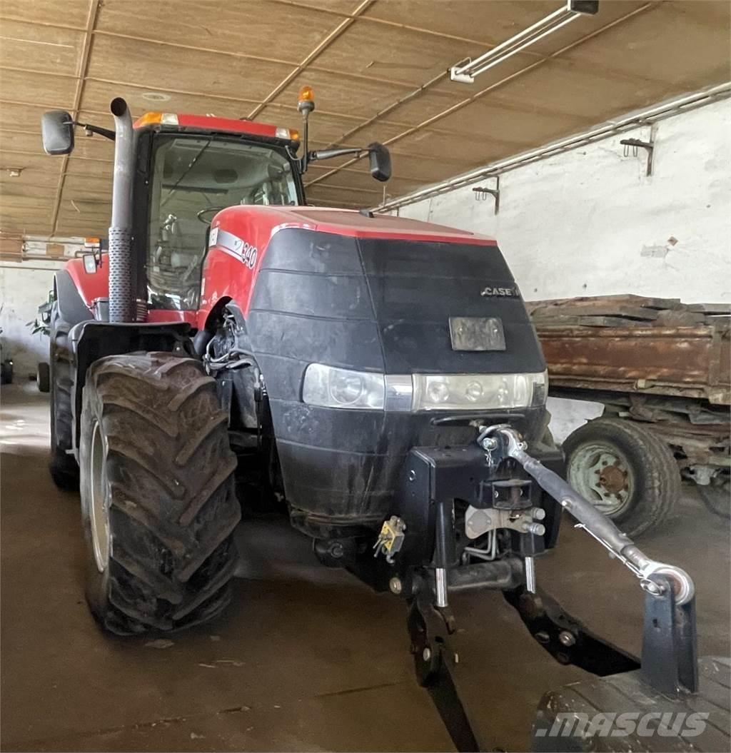 Case IH Magnum 340 Tractors