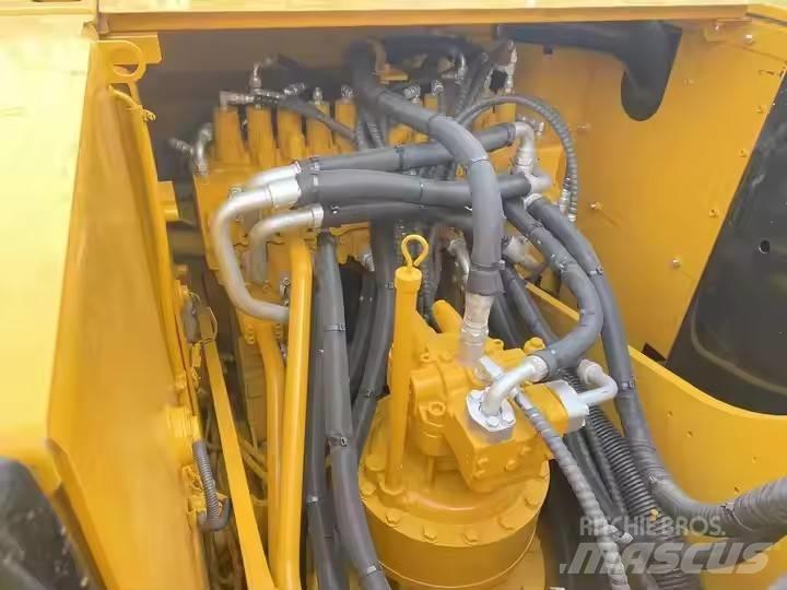 CAT CAT320D2 Crawler excavators