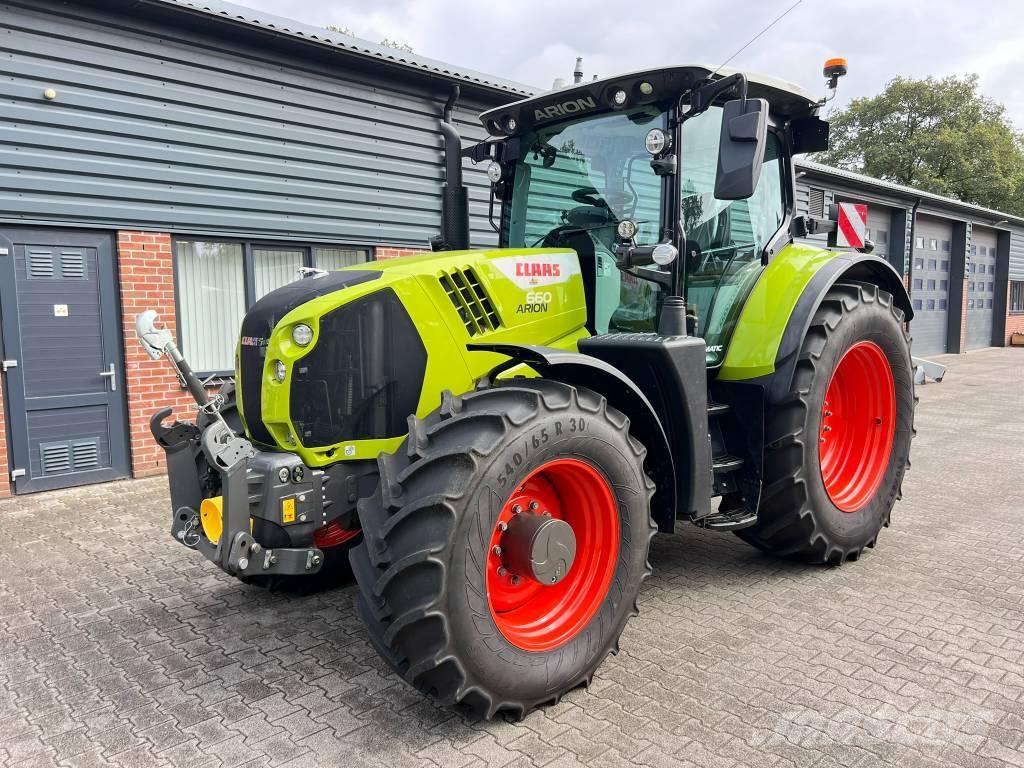 CLAAS Arion 660 Tractors