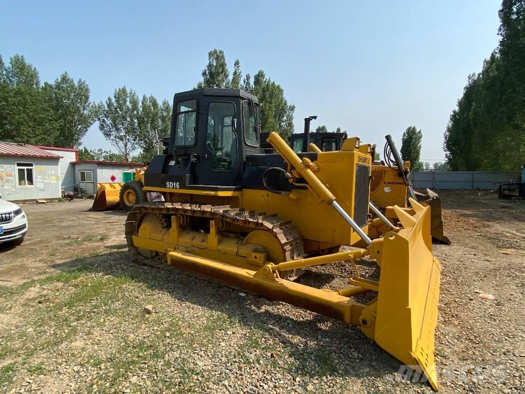 Shantui SD 16 Crawler dozers