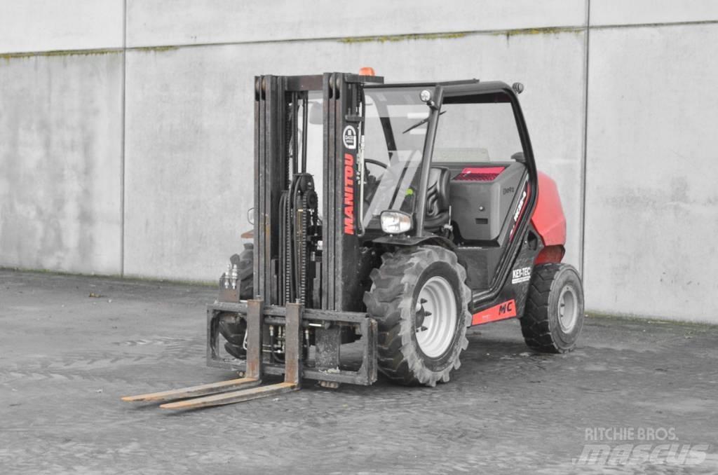 Manitou MC 25-4 Diesel trucks