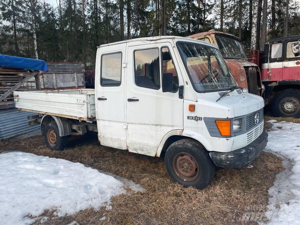 Mercedes-Benz 309D Box body