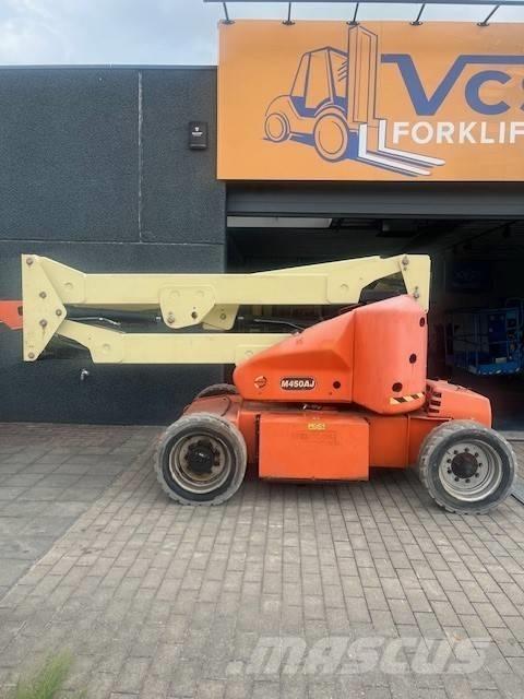 JLG M 450 AJ Articulated boom lifts