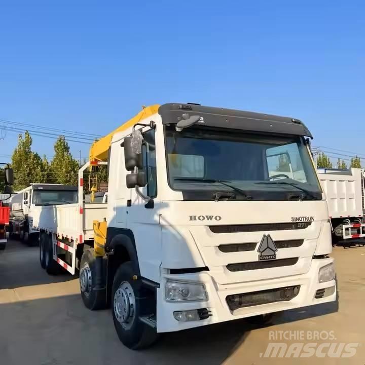 Howo 371 Hook lift trucks