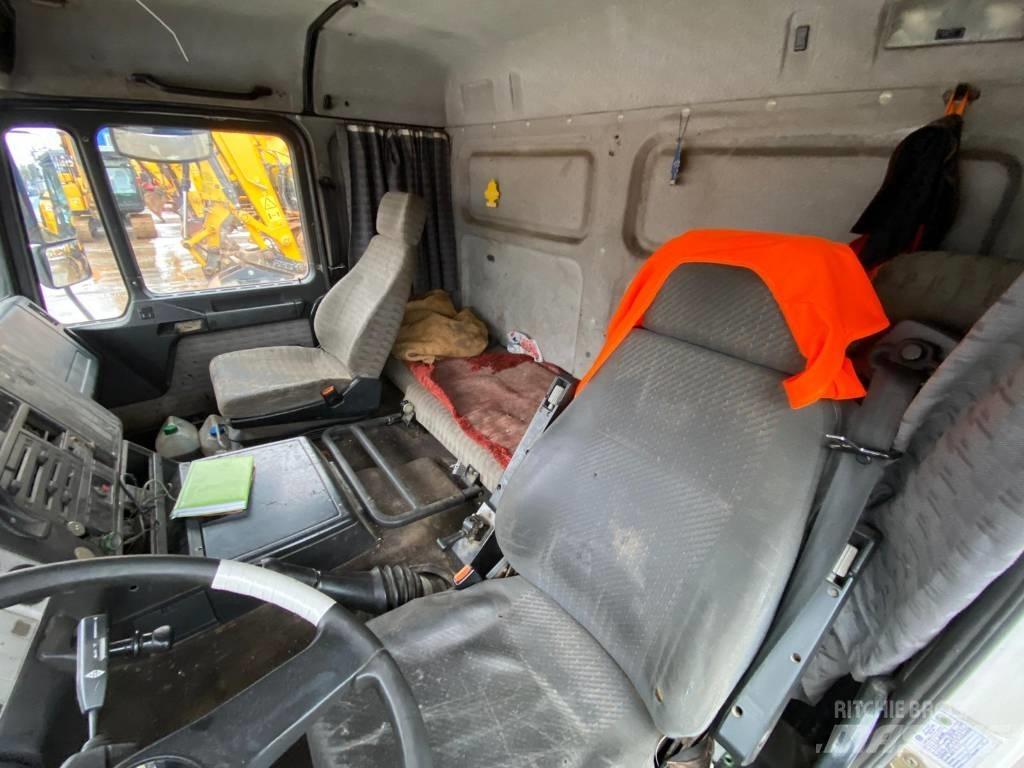 MAN 19.343 FLL Asphalt heaters