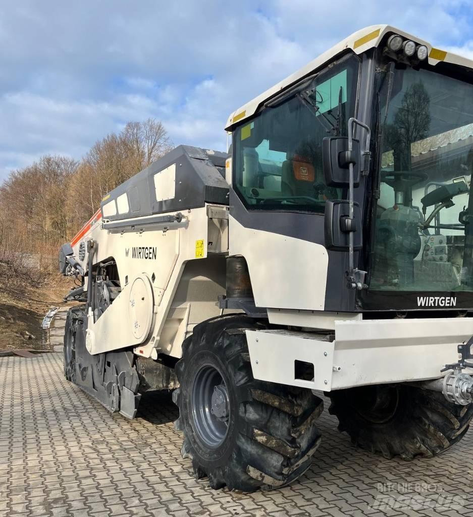 Wirtgen WR240i Asphalt recycling