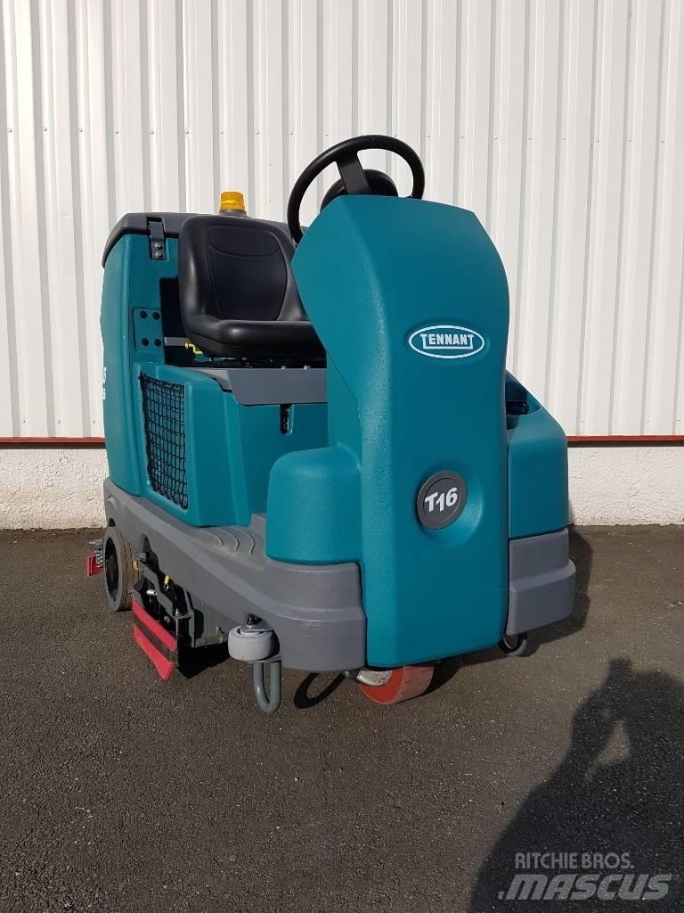 Tennant T16 Sweepers