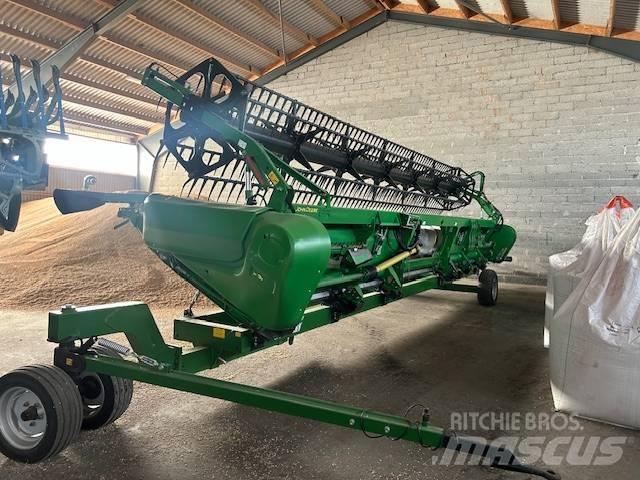 John Deere S 670 i Combine harvesters