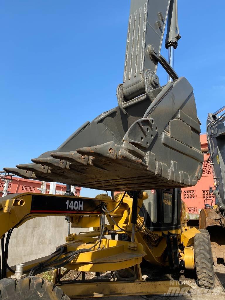 Volvo EC 210 B LC Crawler excavators