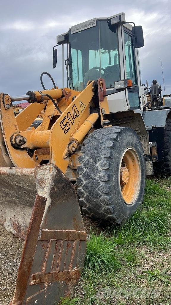 Liebherr L 514 Cabins and interior