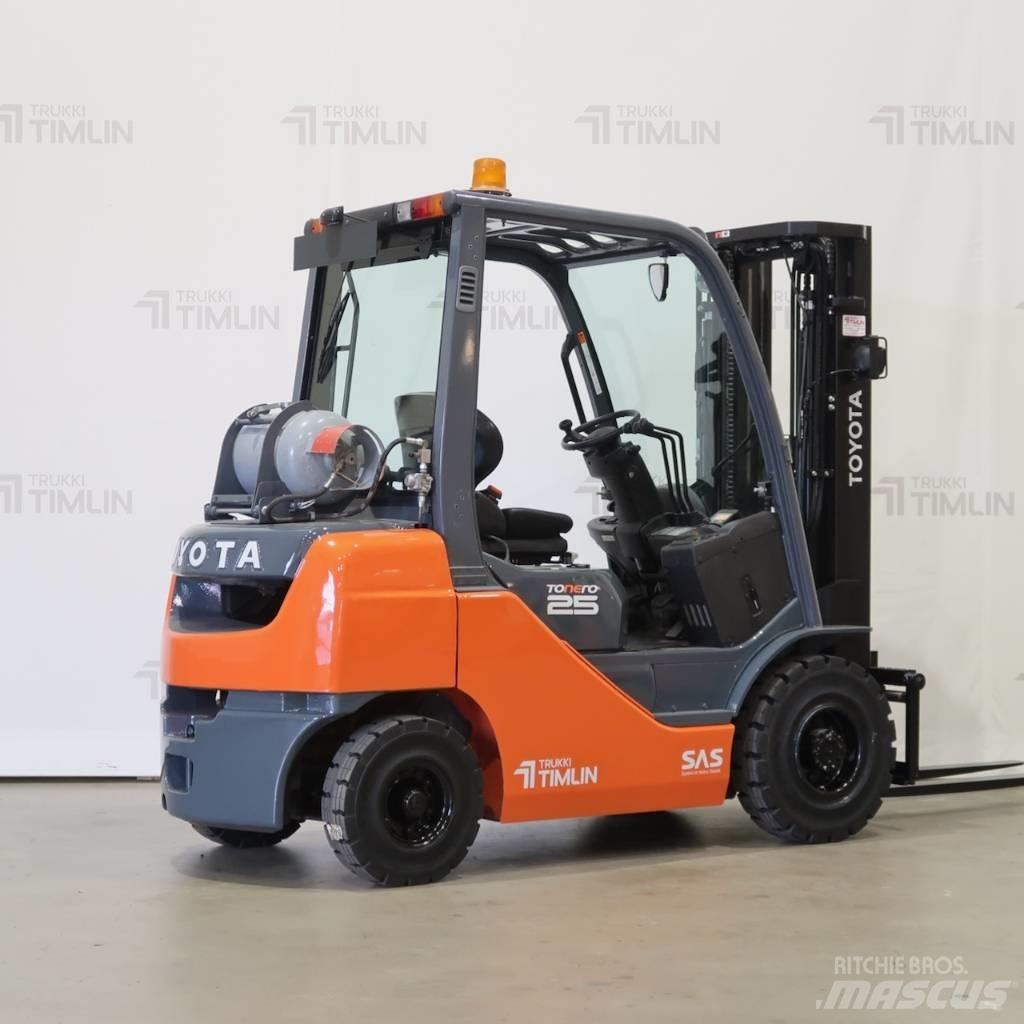 Toyota 02-8FGF25 LPG trucks