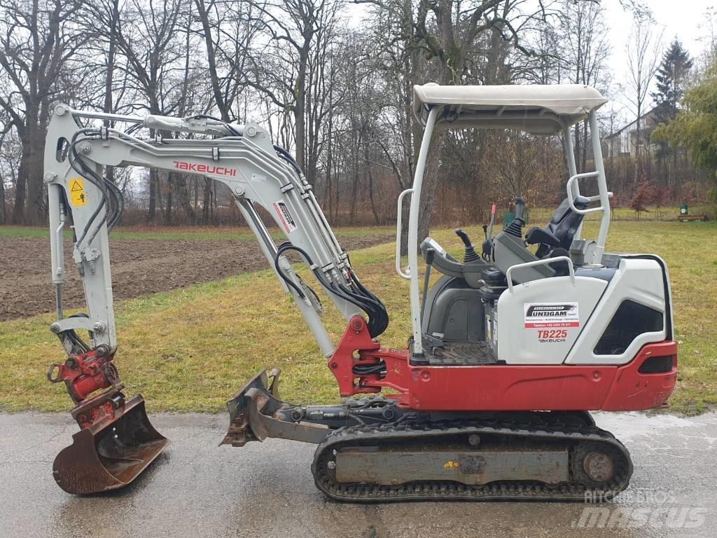 Takeuchi TB 225 Mini excavators < 7t (Mini diggers)