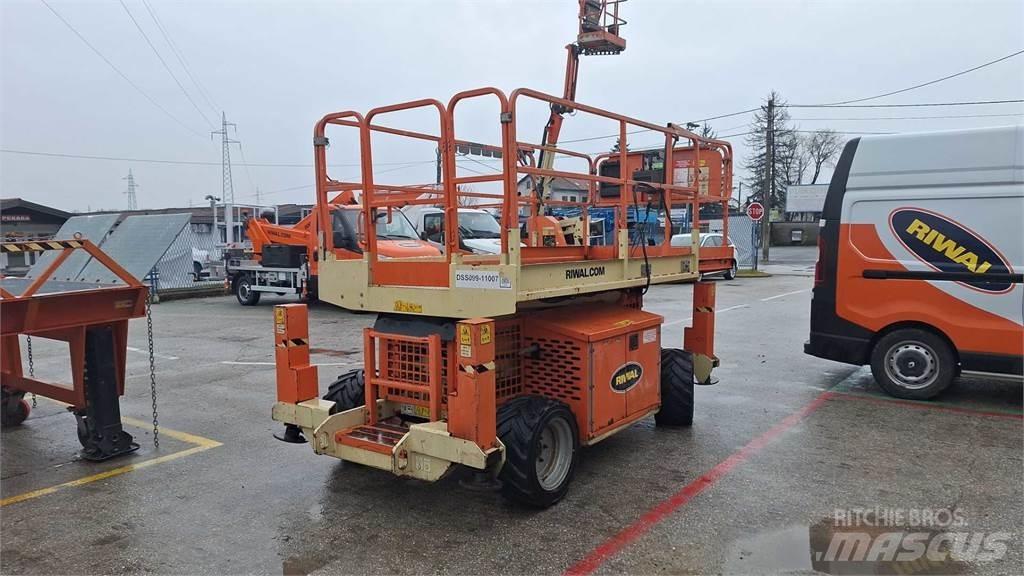 JLG 260MRT B Scissor lifts