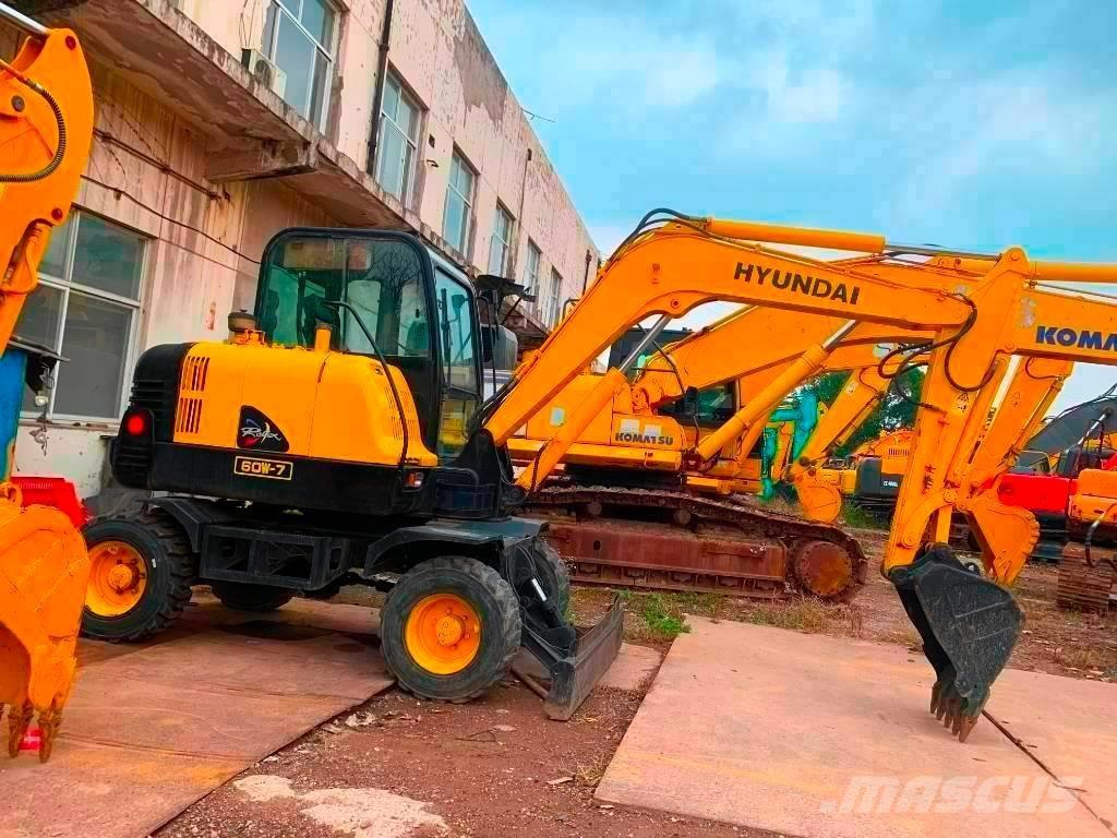 Hyundai Robex 60 W-7 Wheeled excavators