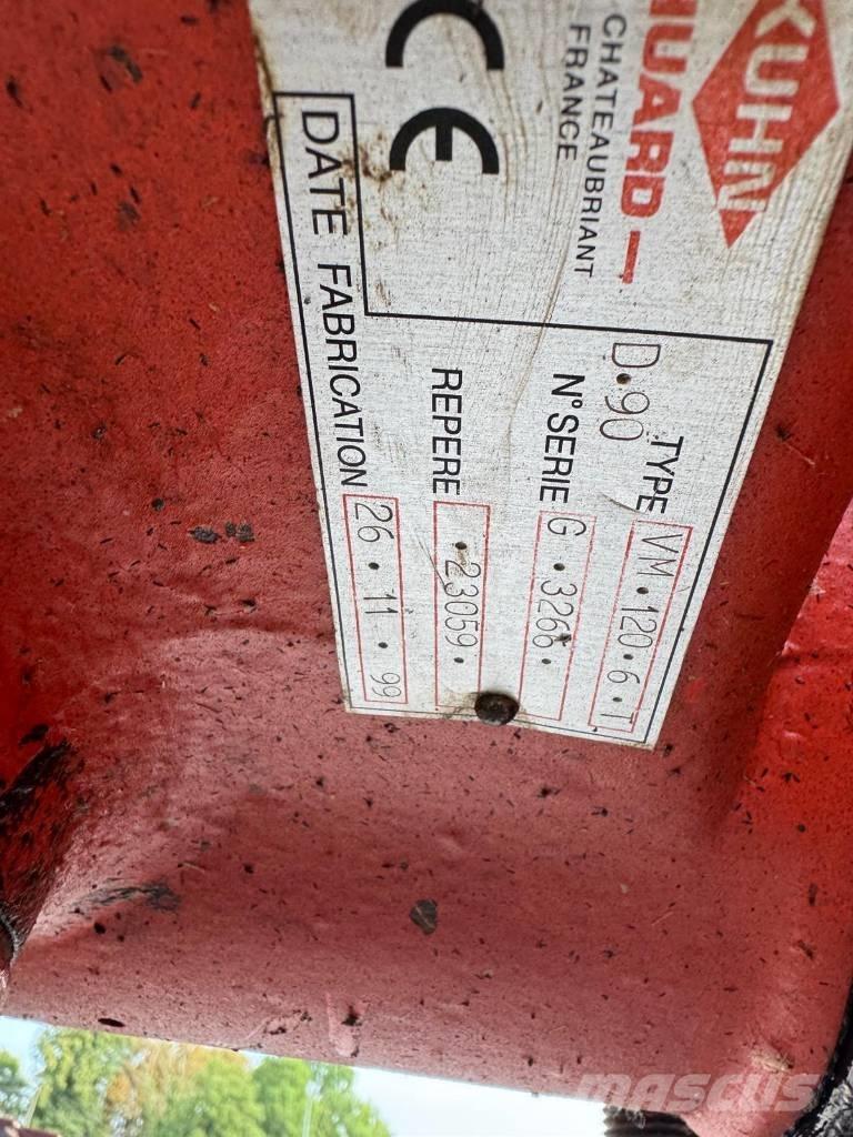 Kuhn Vari-Master 120 Reversible ploughs