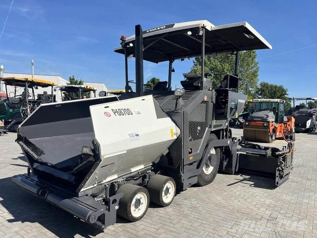 Volvo P 6870D Asphalt pavers