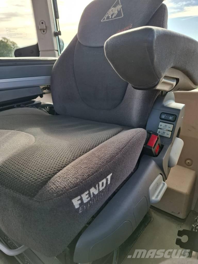 Fendt 516 Vario Tractors