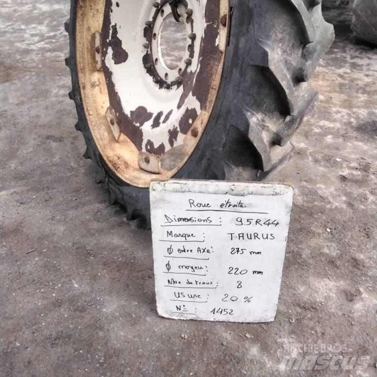 Taurus 9.5R44 Tyres, wheels and rims