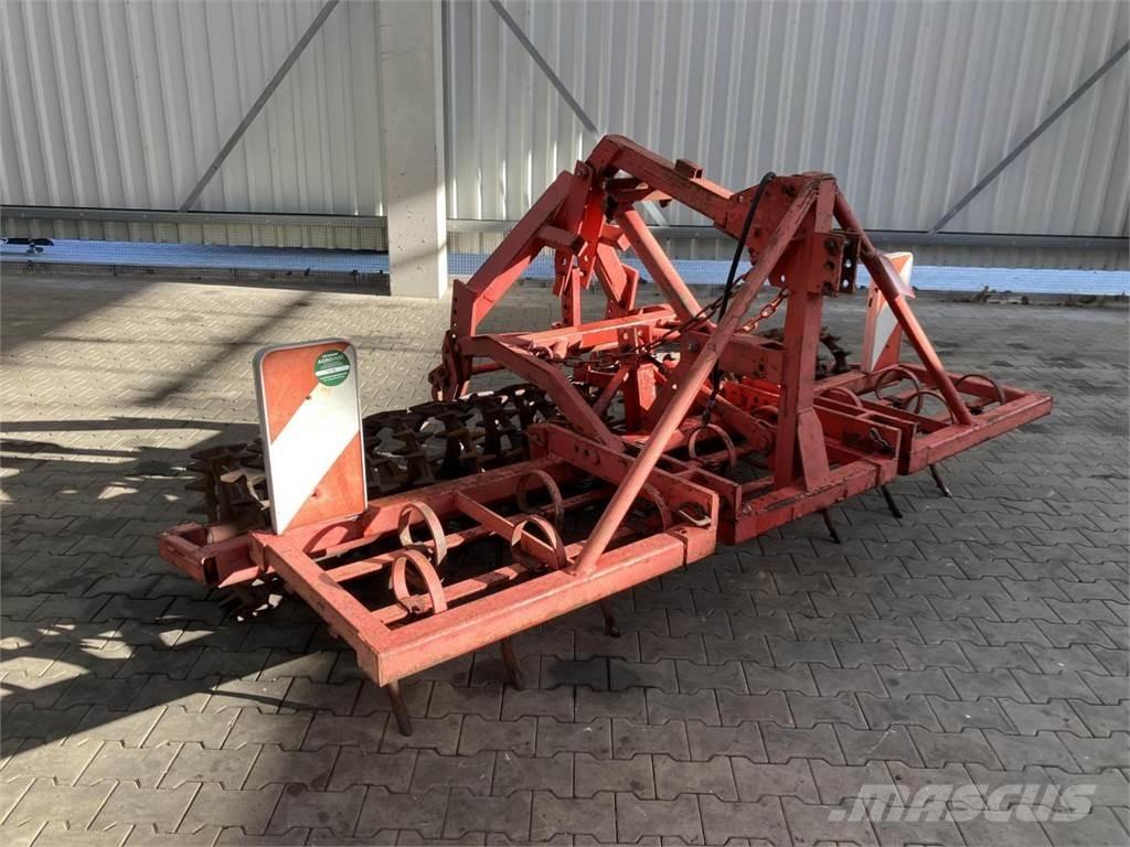  UNBEKANNT SBK 300 Cultivators