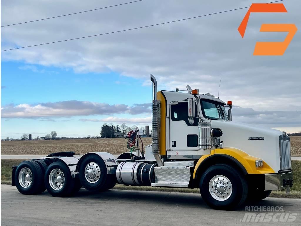 Kenworth T 800 Prime Movers