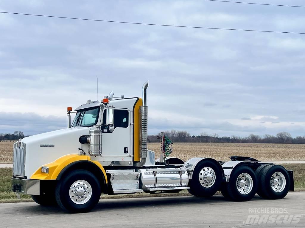 Kenworth T 800 Prime Movers
