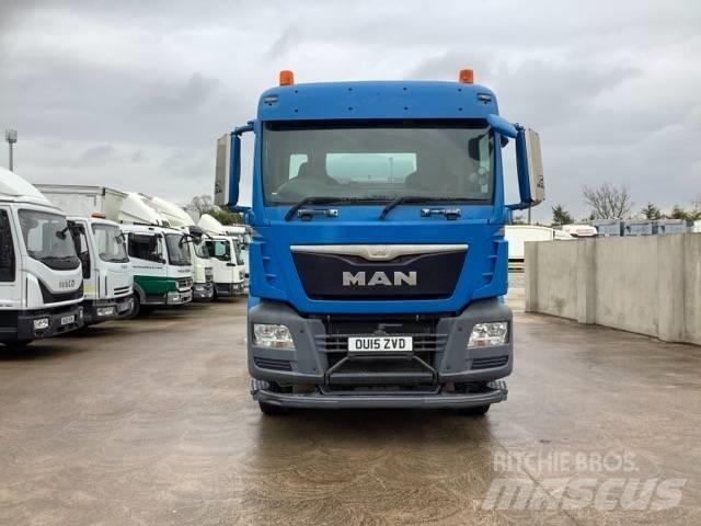 MAN TGS 32.400 Concrete trucks
