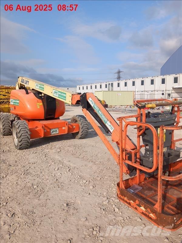JLG 600 AJ Articulated boom lifts