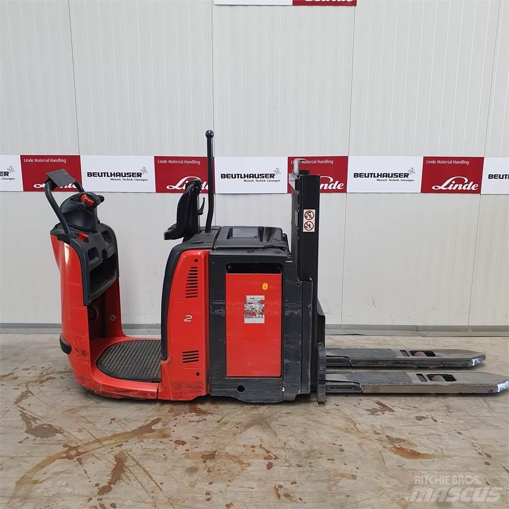 Linde N20L kurz Medium lift order picker
