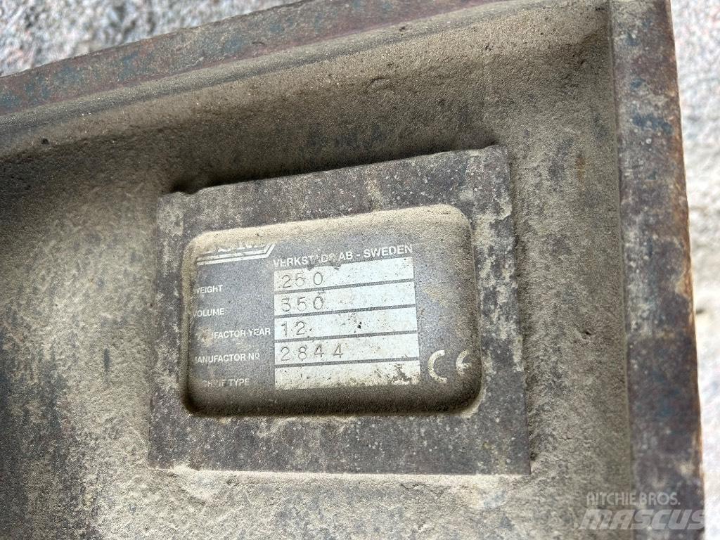Hydrema 928 C Backhoe