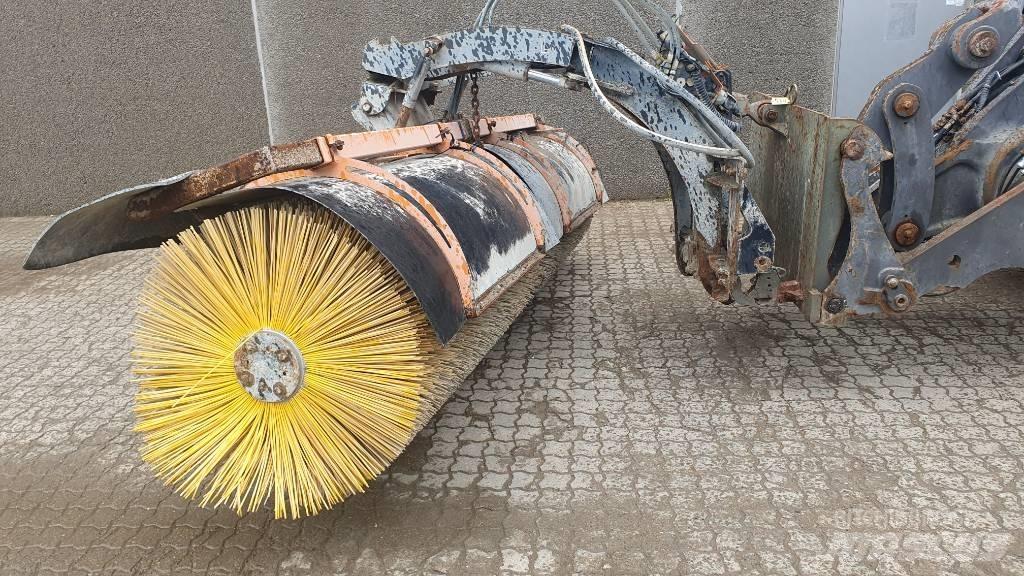  kost 335cm Other road and snow machines