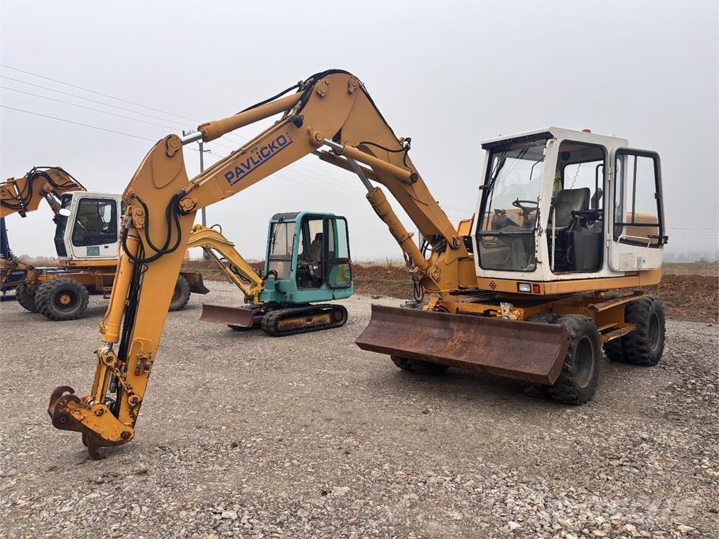 Liebherr A 310 B Other