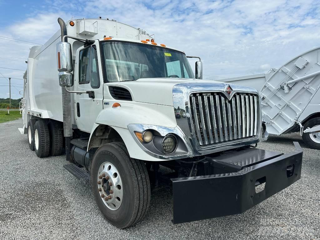 International 7400 Waste trucks