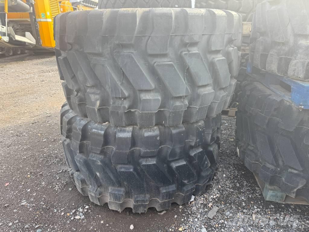 Goodyear 750/65R25 Tyres, wheels and rims
